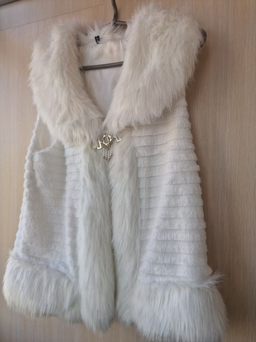 Женская жилетка р.44