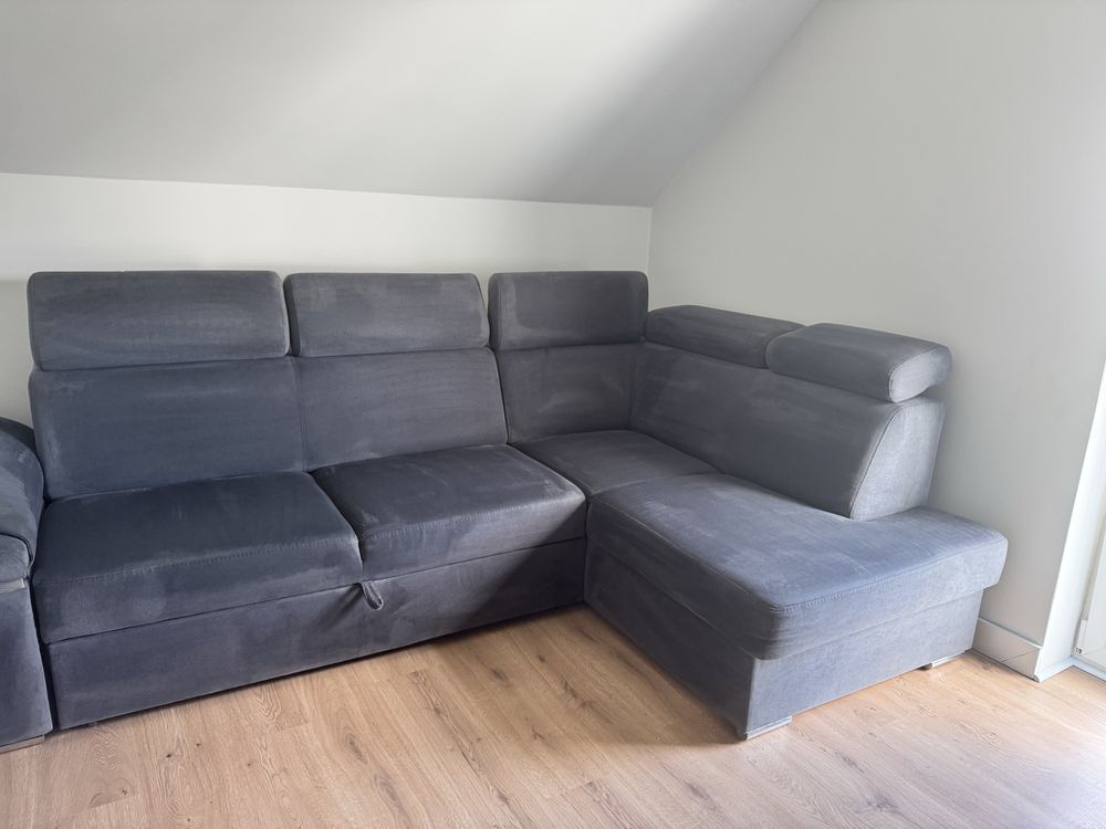 Narożnik z finkcją spania i z pojemnikiem