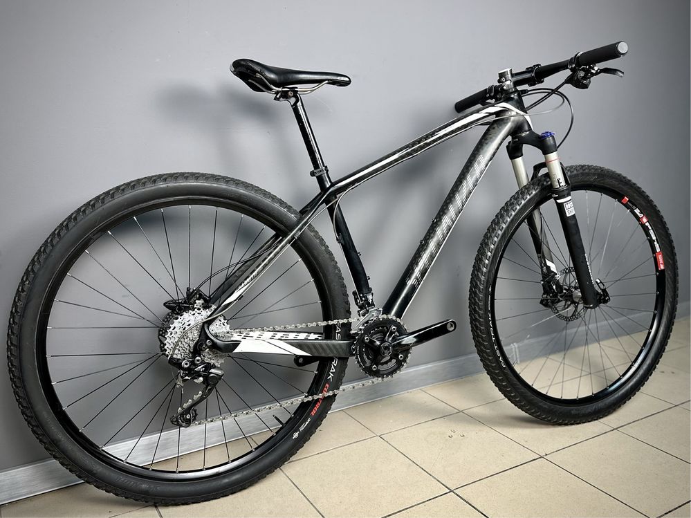 Велосипед Specialized StumpJumper Comp Carbon 29 M