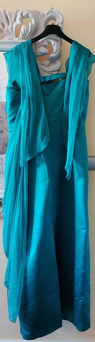 Vestidos cerimónia vários tamanhos