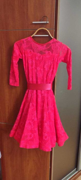 Платье для бальных танцев