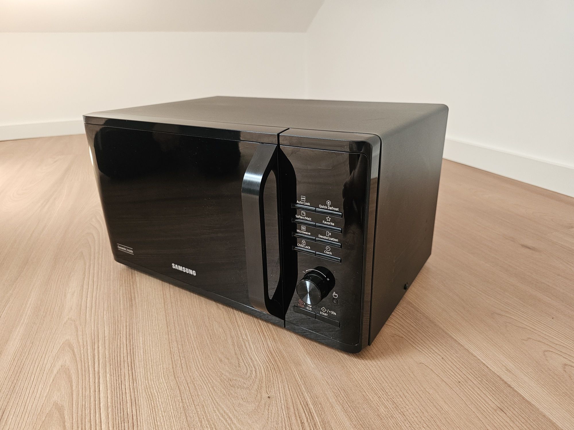 Microondas Samsung MS23K3515AK 800W