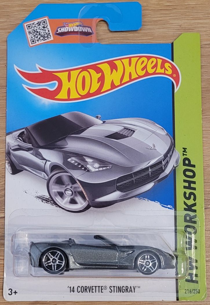 Corvette Stingray long srebrna Hot Wheels