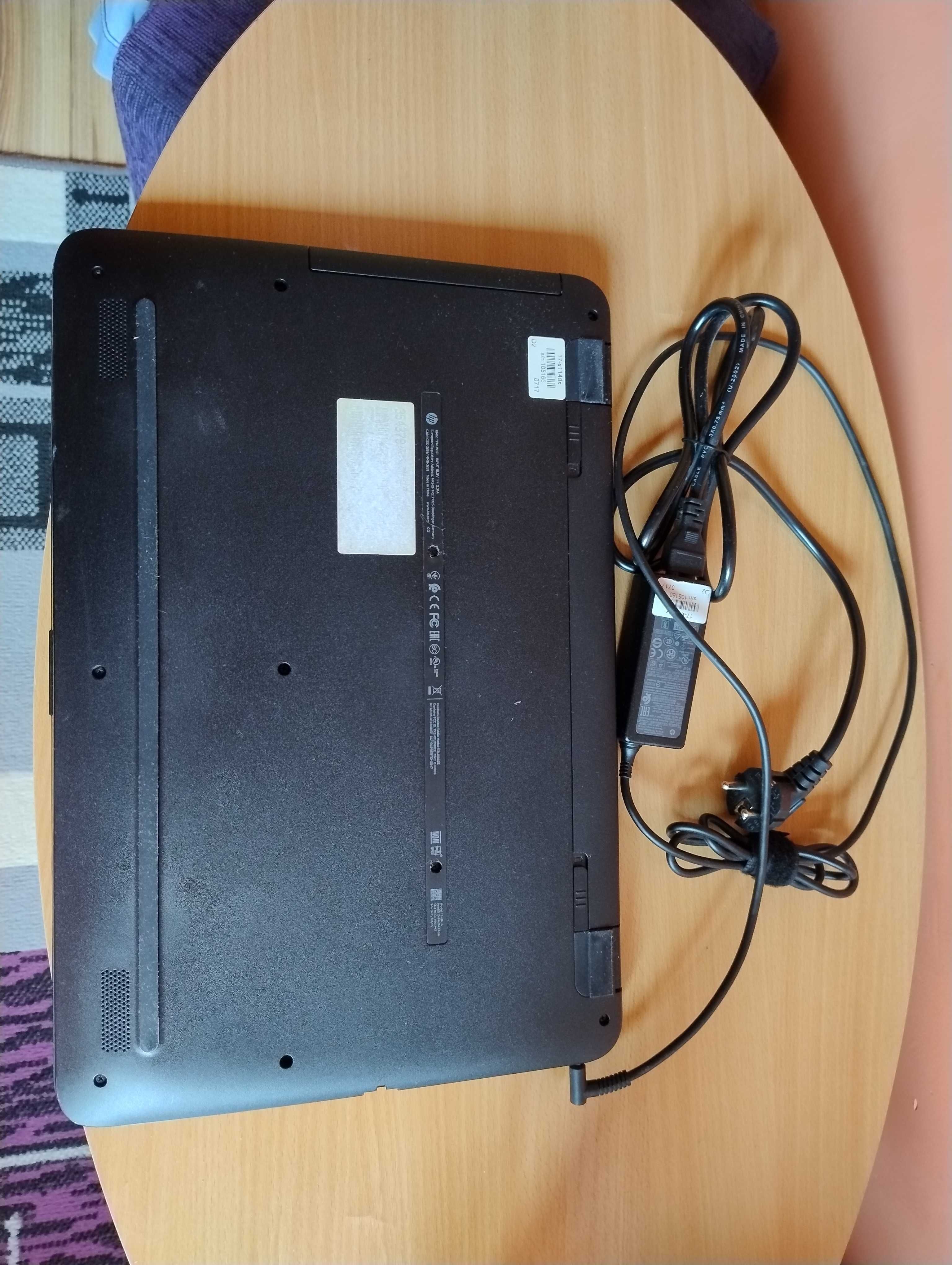 Laptop HP 17-x114dx/i5-7200U/17,3"/8 GB RAM/112 GB SSD/Win10Home