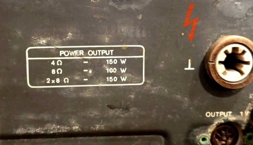 УНЧ Инструментальный Усилитель Tesla DISCO 240 H