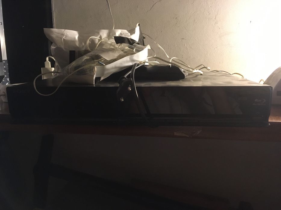 Homecinema sony  HBD-e280