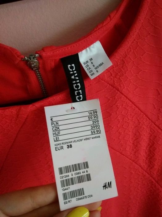 Czerwona sukienka H&M