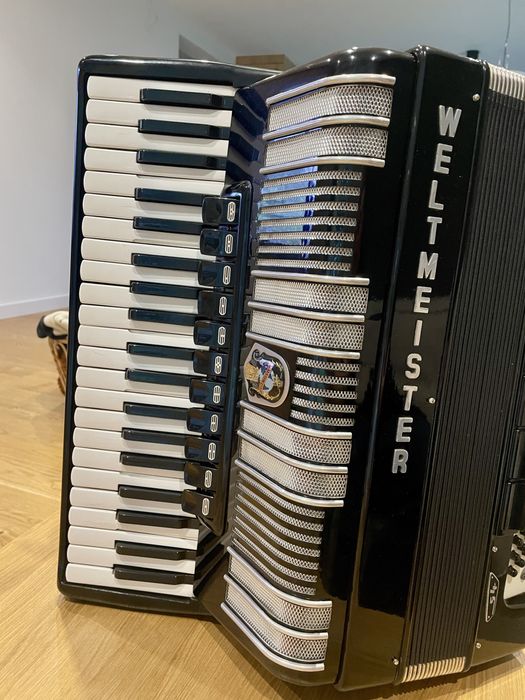 Akordeon kanałowy Weltmeister s4