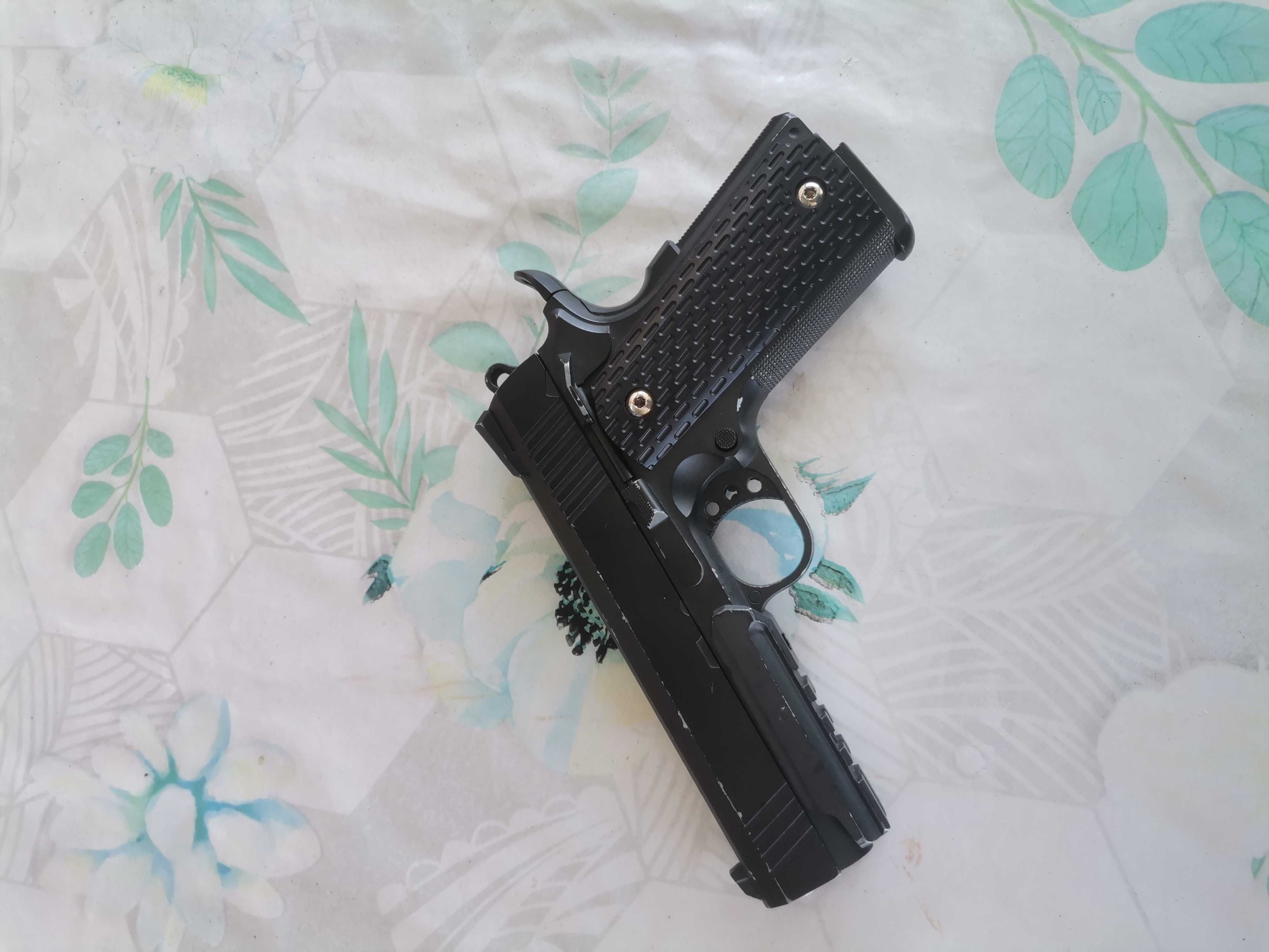 Airsoft full metal 1911