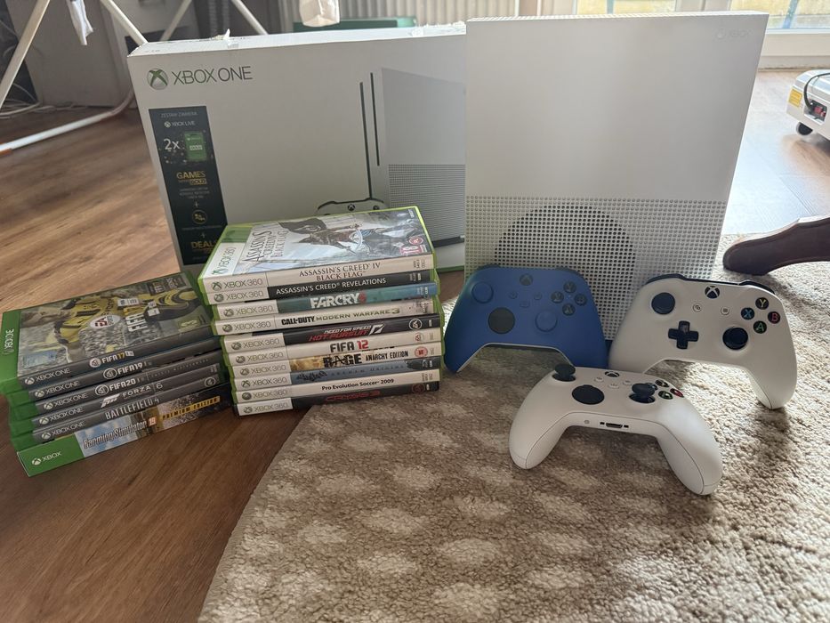 Xbox One S 2TB + 3 pady + gry