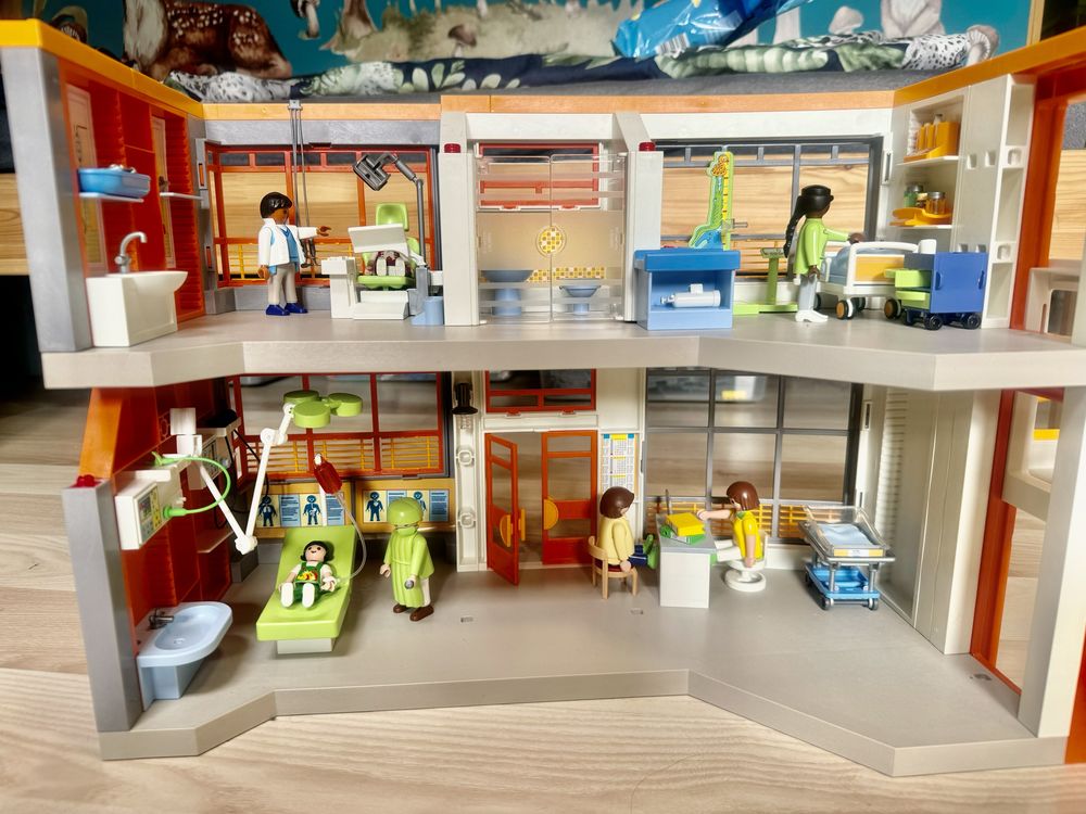 Playmobil szpital plus dodatki GRATIS