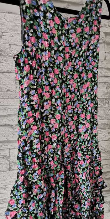 Sukienka w kwiaty S/M