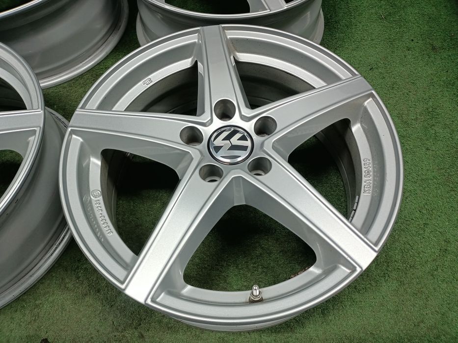 17 felgi 5x112 et38 VW Passat B8 B7 Tiguan Touran Golf 7 6 R-line Audi