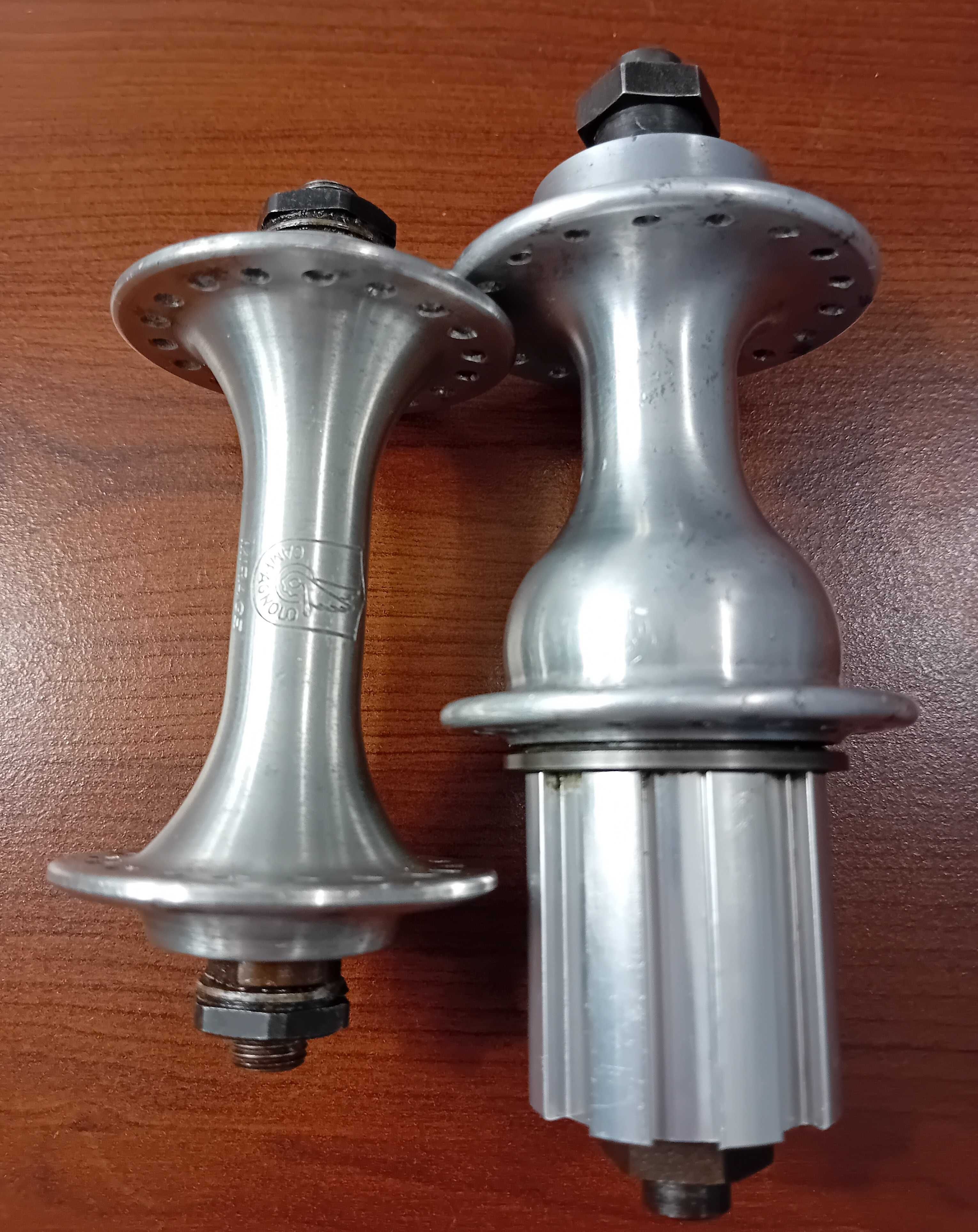 Piasty CAMPAGNOLO MIRAGE komplet przód i tył 36 otworów / retro/.