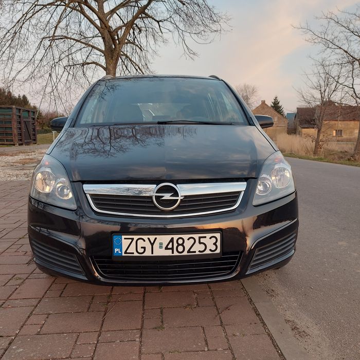 Opet Zafira B / AUTOMAT/Zadbany/1.9cdti
