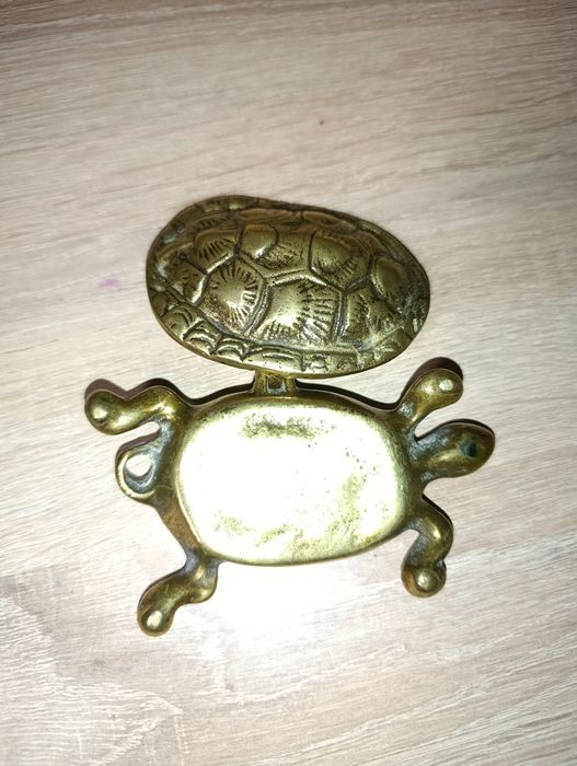 Вінтажна латунна міні-шкатулка (коробочка) у формі Черепахи. Сувенір,