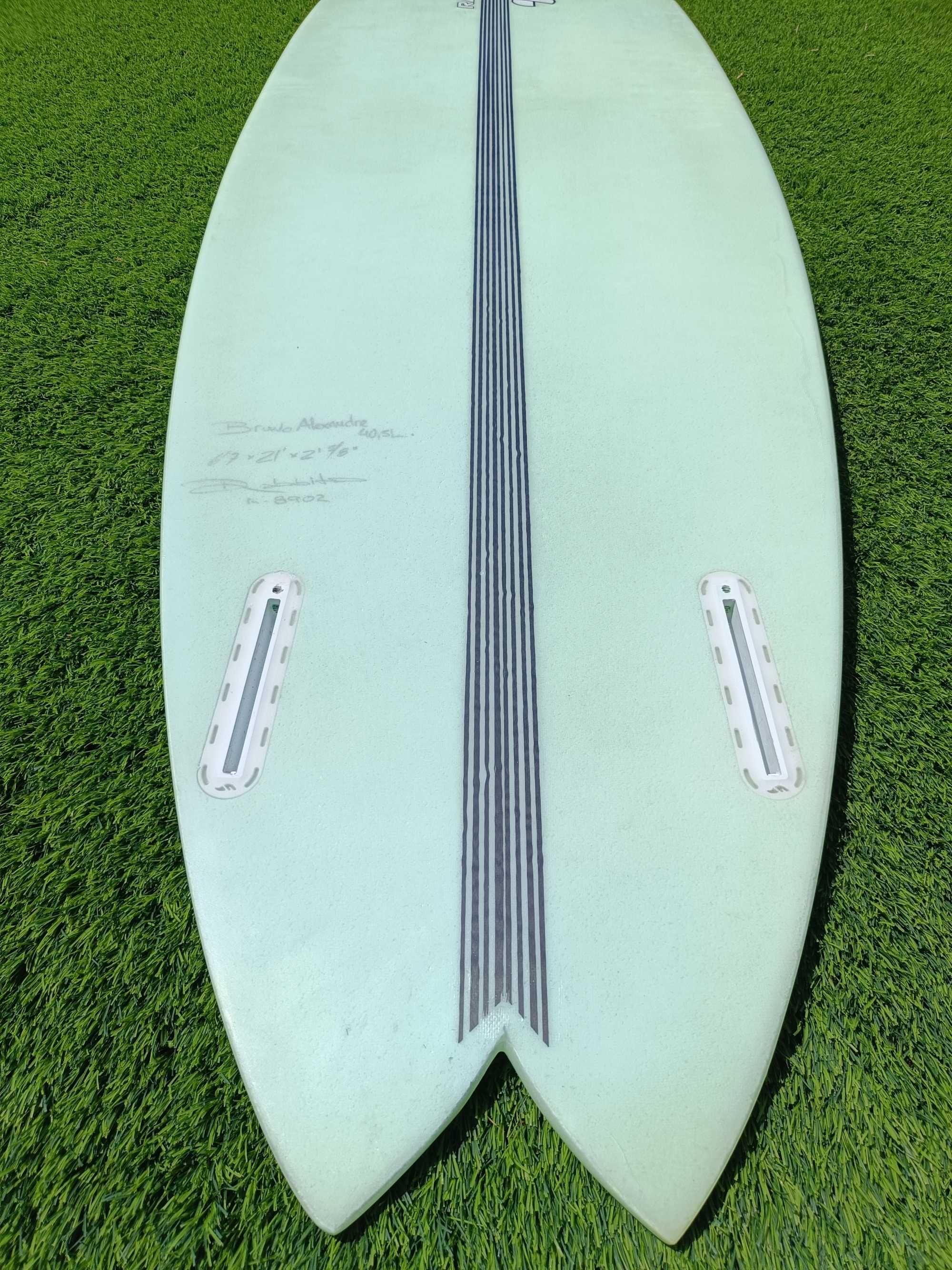 PRANCHA DE SURF ORG Rabbit 6'7 x 21" x 2 3/8" – 40,5 L