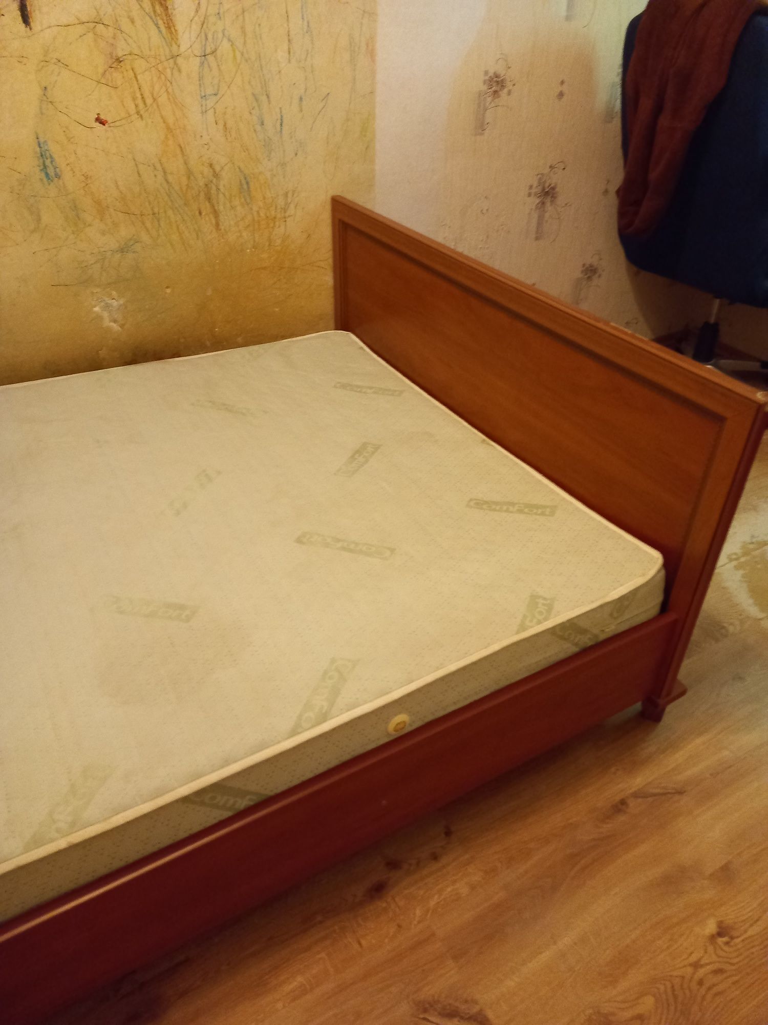 Ліжко 140*200 см, матрас в подарунок