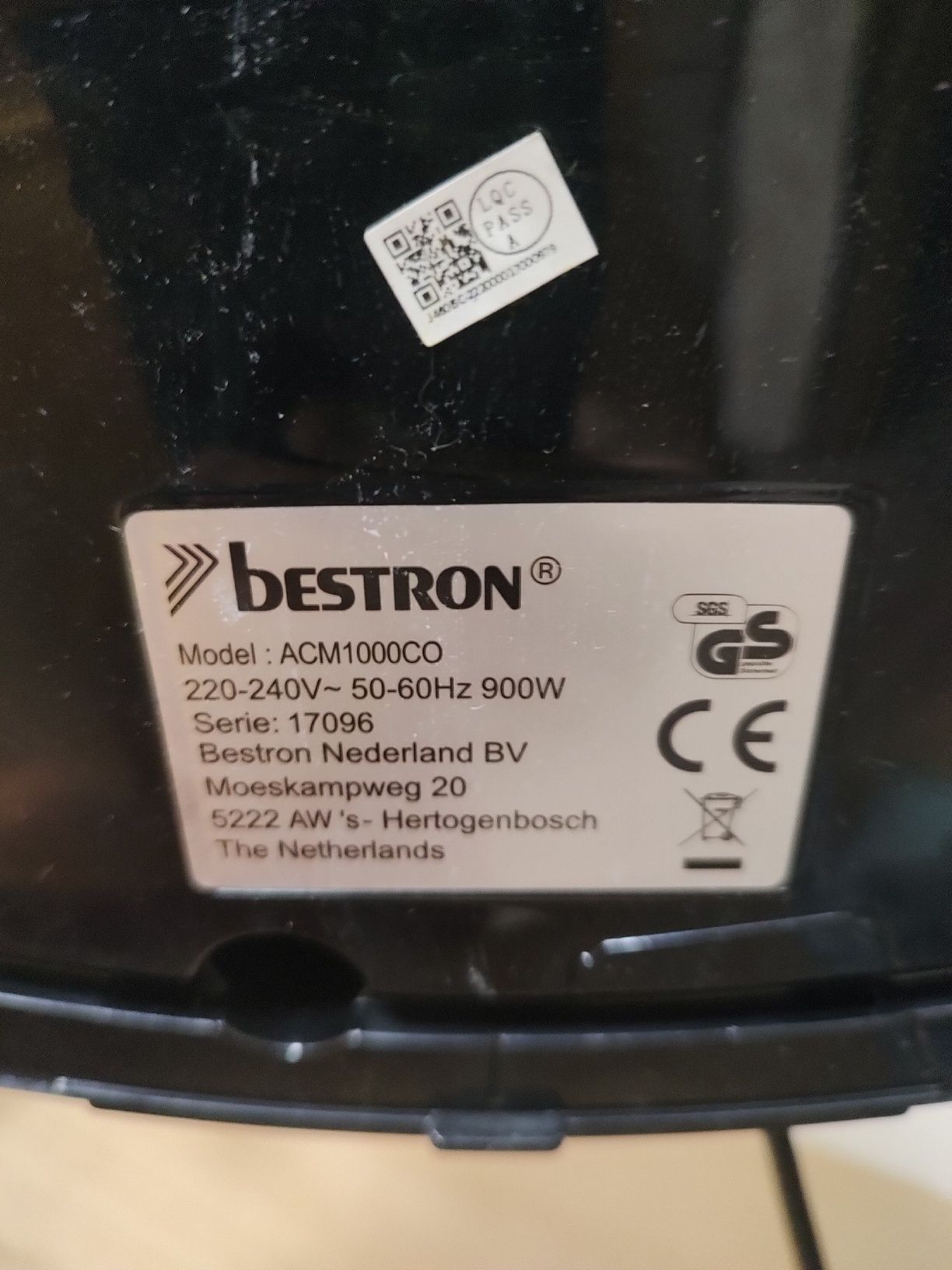 Кофеварка, кавоварка Bestron с термокувшином.