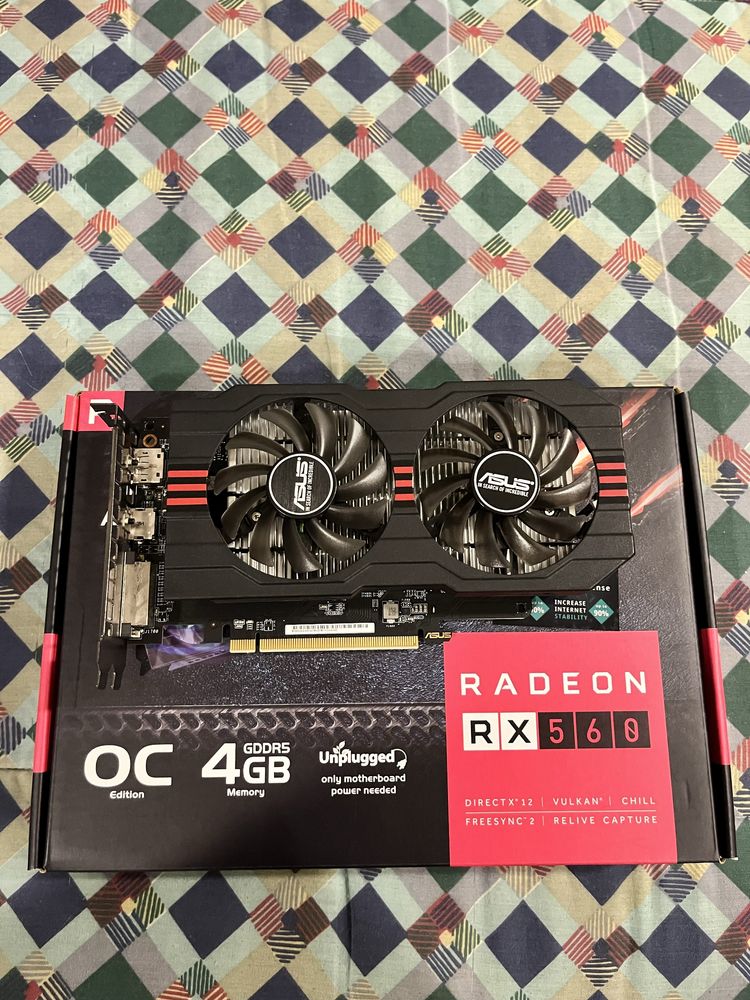 Placa Gráfica AMD ASUS RX 560 Gaming OC 4GB DDR5 c/ Caixa e Manuais