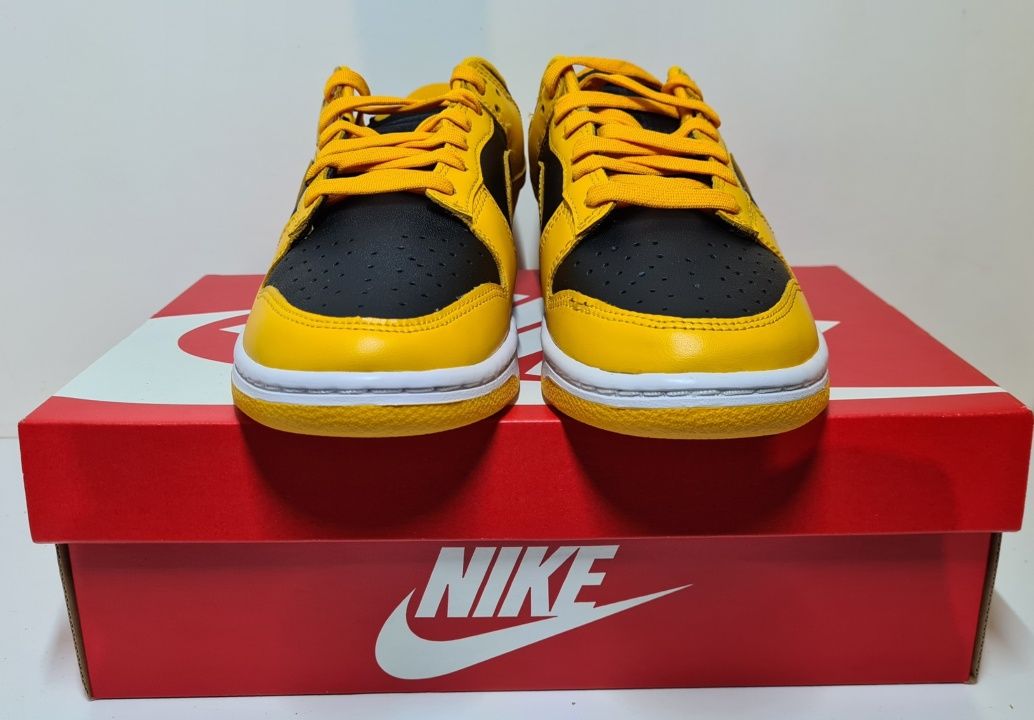 Nike Dunk Low Championship Goldenroad 2021 Tamanho 41 originais novos