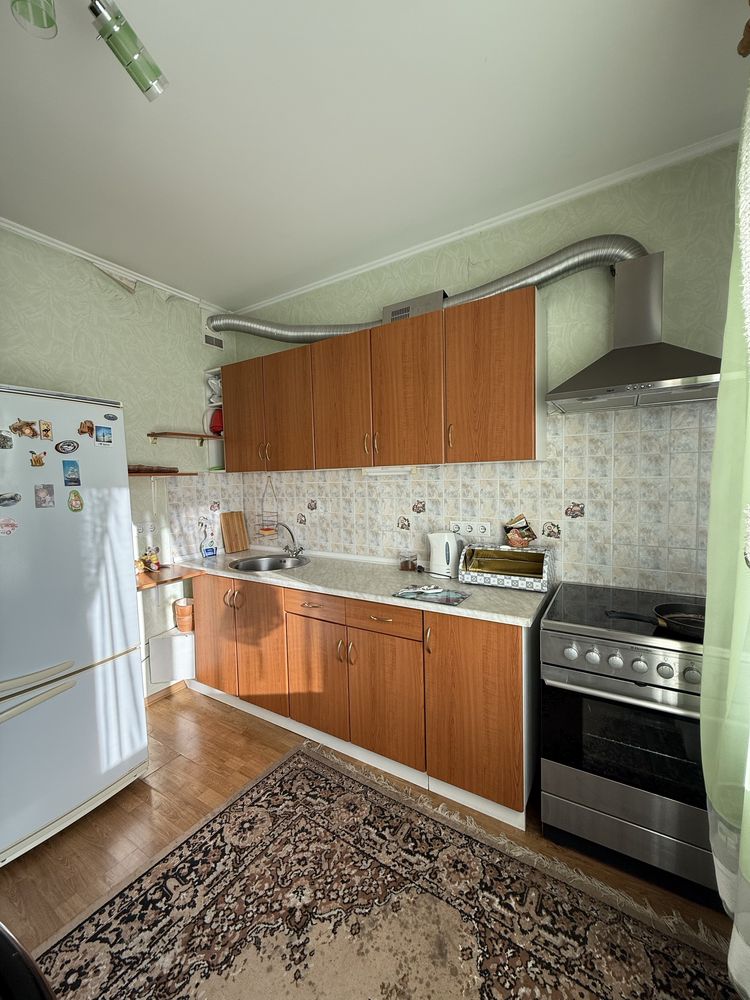 Радунська 1/10 Троещина 1 к 43м Продаж
