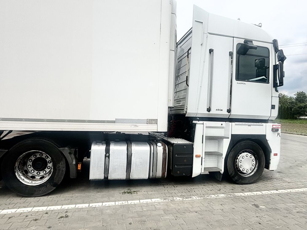 Renault Magnum 480 dxi EEV chlodnia Schwarzmuller Thermo King  zestaw