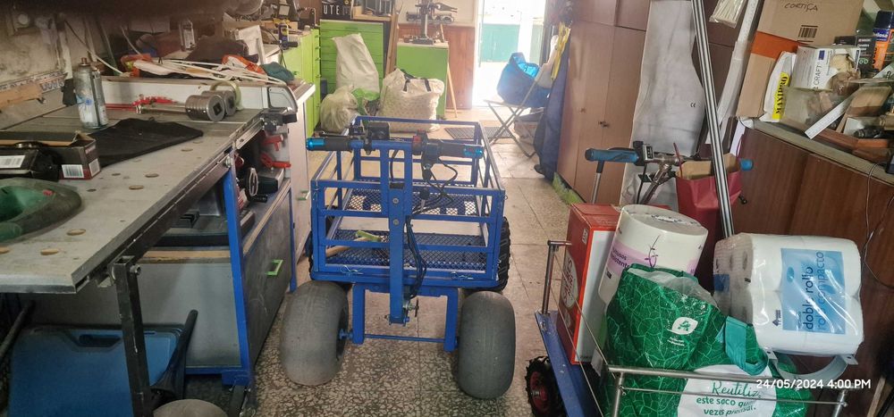 Carrinho elétrico para pesca de praia