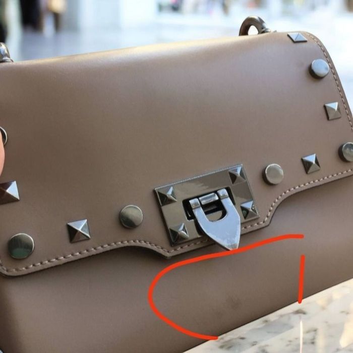 Женская кожаная сумка Virginia Conti (Италия)
Мини-клатч из натурально