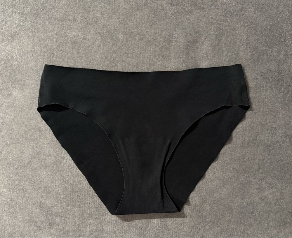 Czarne bawełniane figi bezszwowe Intimissimi S/36