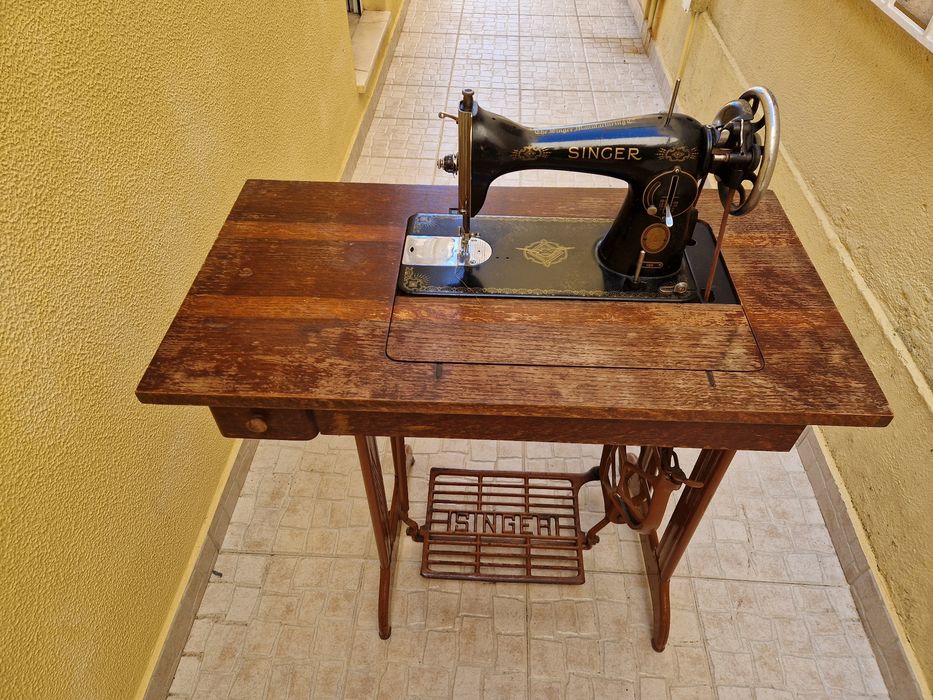 Máquina de Costura Antiga Singer de 1959