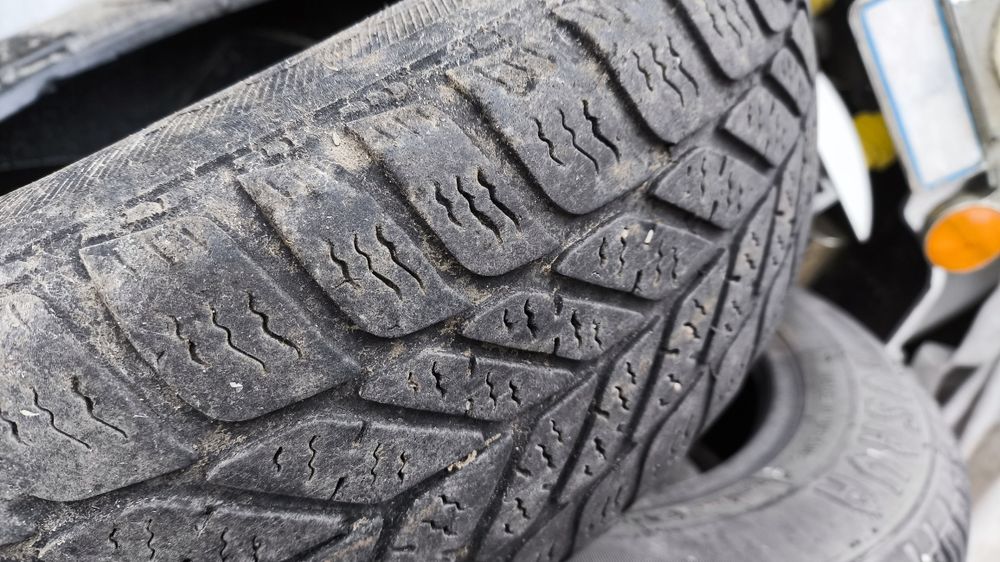 Шини 155/70/r13 таврія