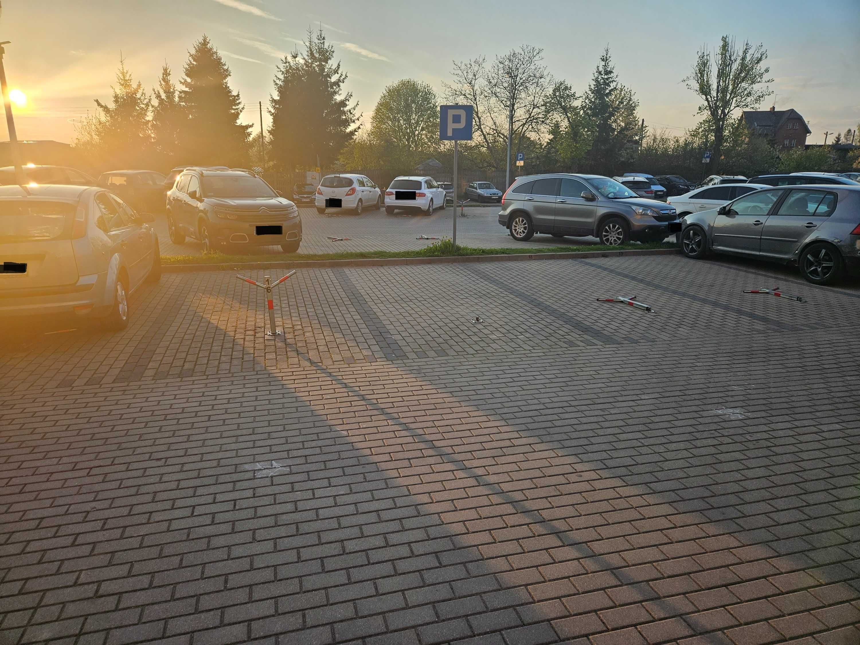 Miejsce postojowe/ os. Tuwima/ Viva Apartamenty/ Tuwima 26 i 26C