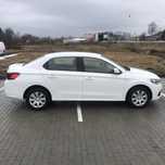 Прокат оренда авто Peugeot 301 подобово без водія.