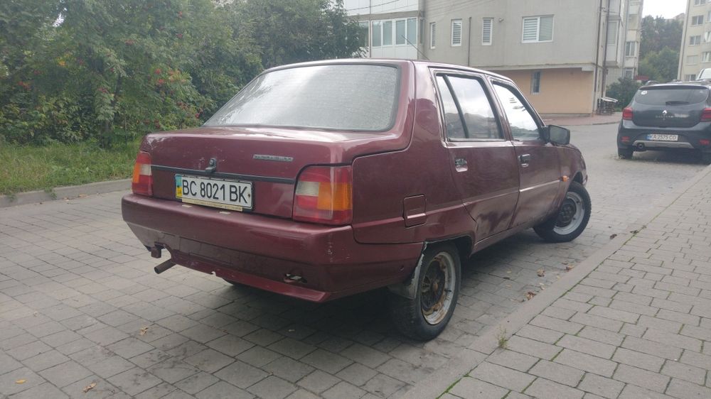 Заз 1103 славута на ходу