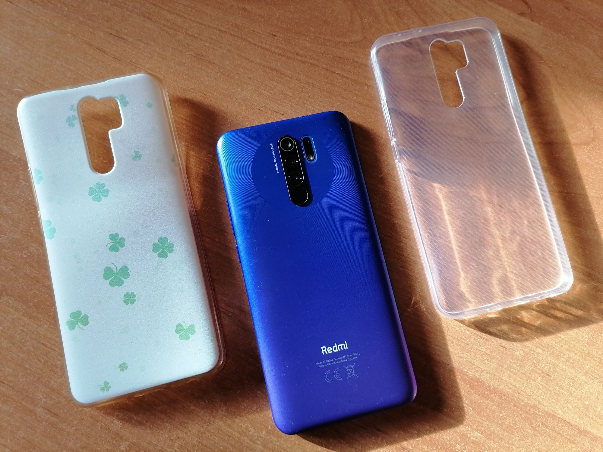 Redmi 9 - Smartfon z Pamięcią 64GB/4GB + 2 x Etui GRATIS