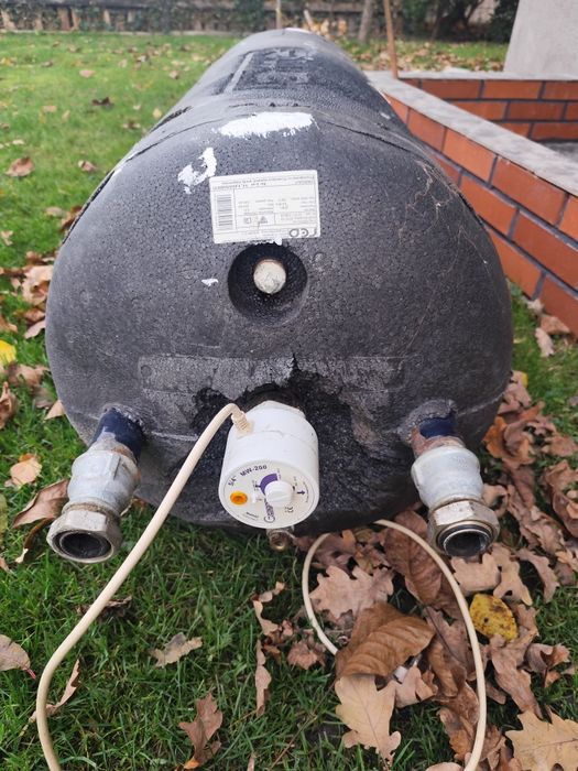 Sprzedam bojler z grzałką elektryczną