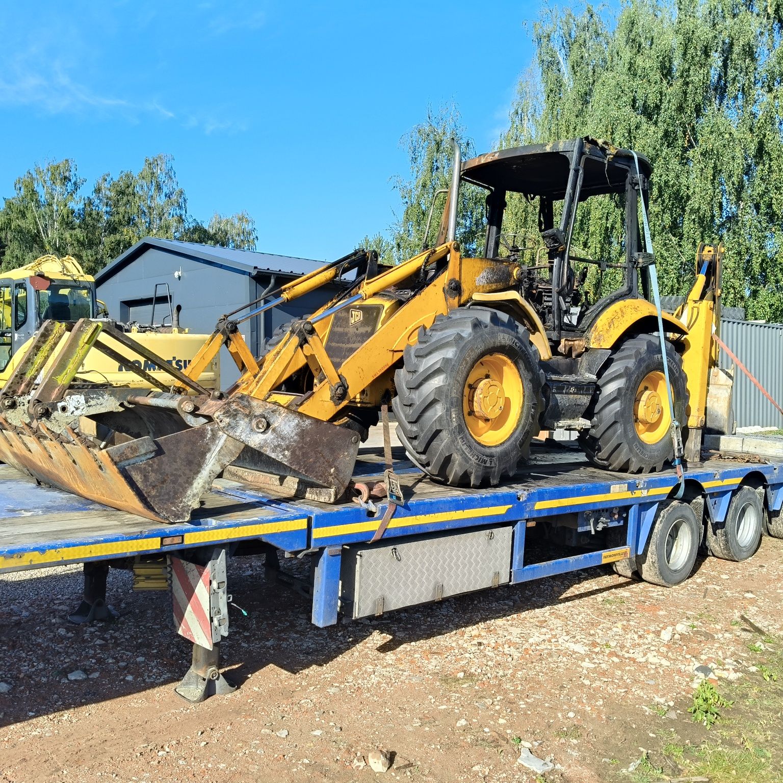 Koparko-ładowarka JCB CX3
