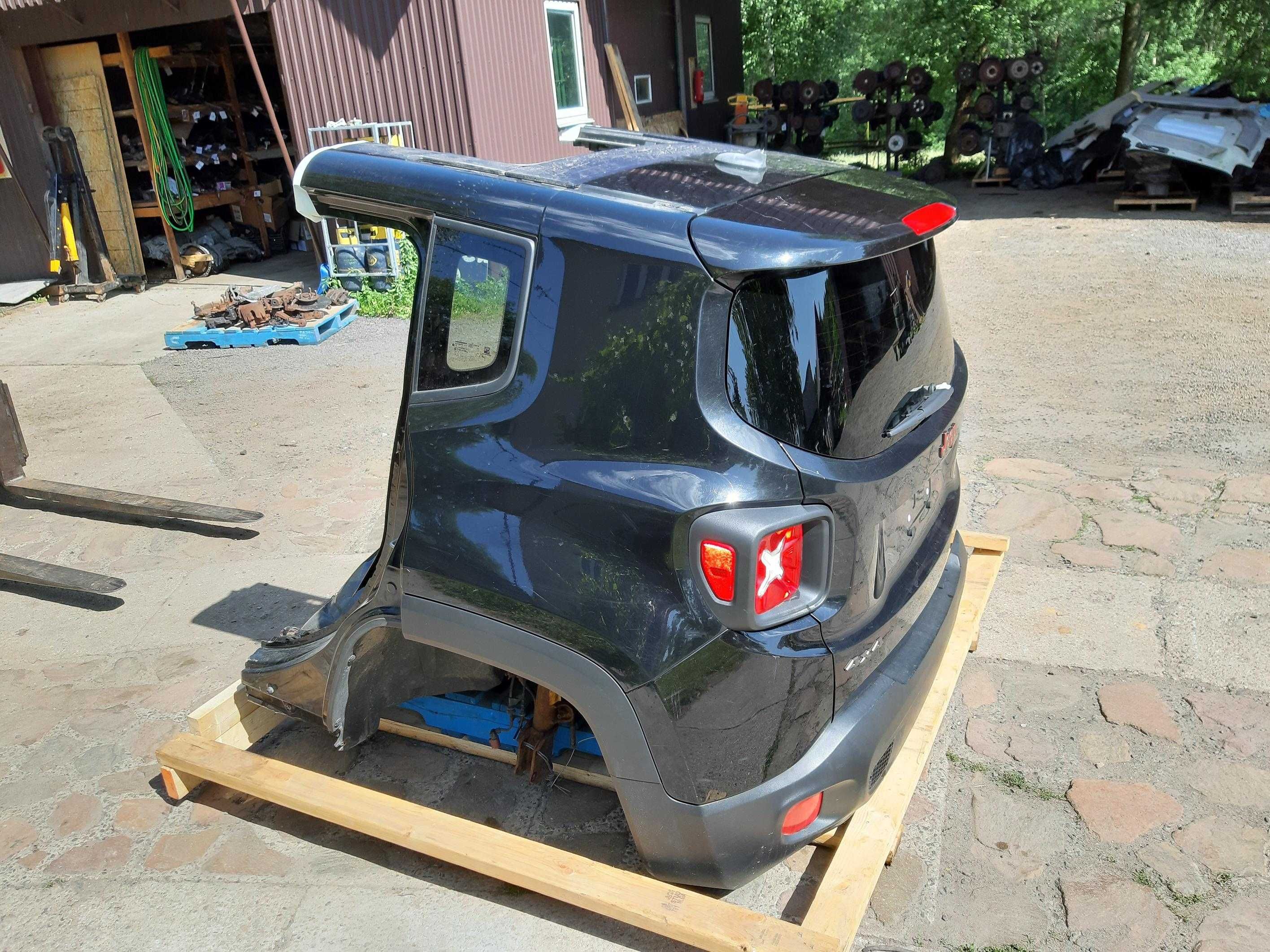 Klapa błotnik zderzak Jeep Renegade 2016r tył komplet