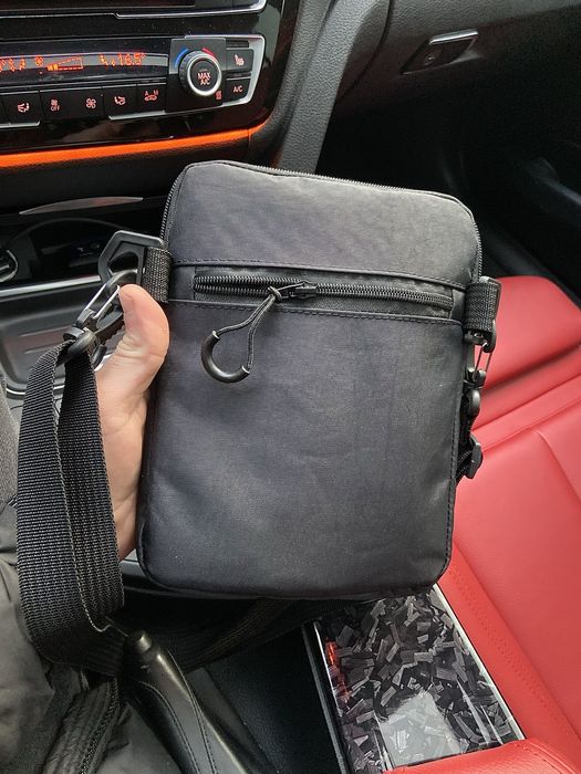 Сумка Nike Унісекс (Rezenu) месенджер через плече