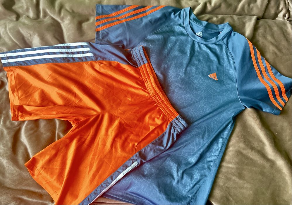 Zestaw Adidas koszulka i spodenki