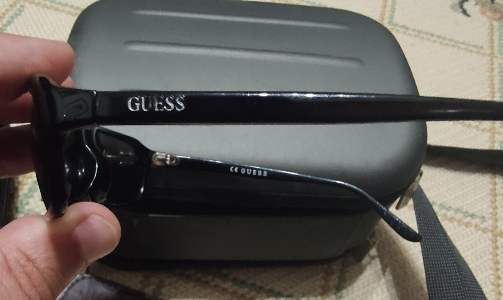 Oculos de sol guess