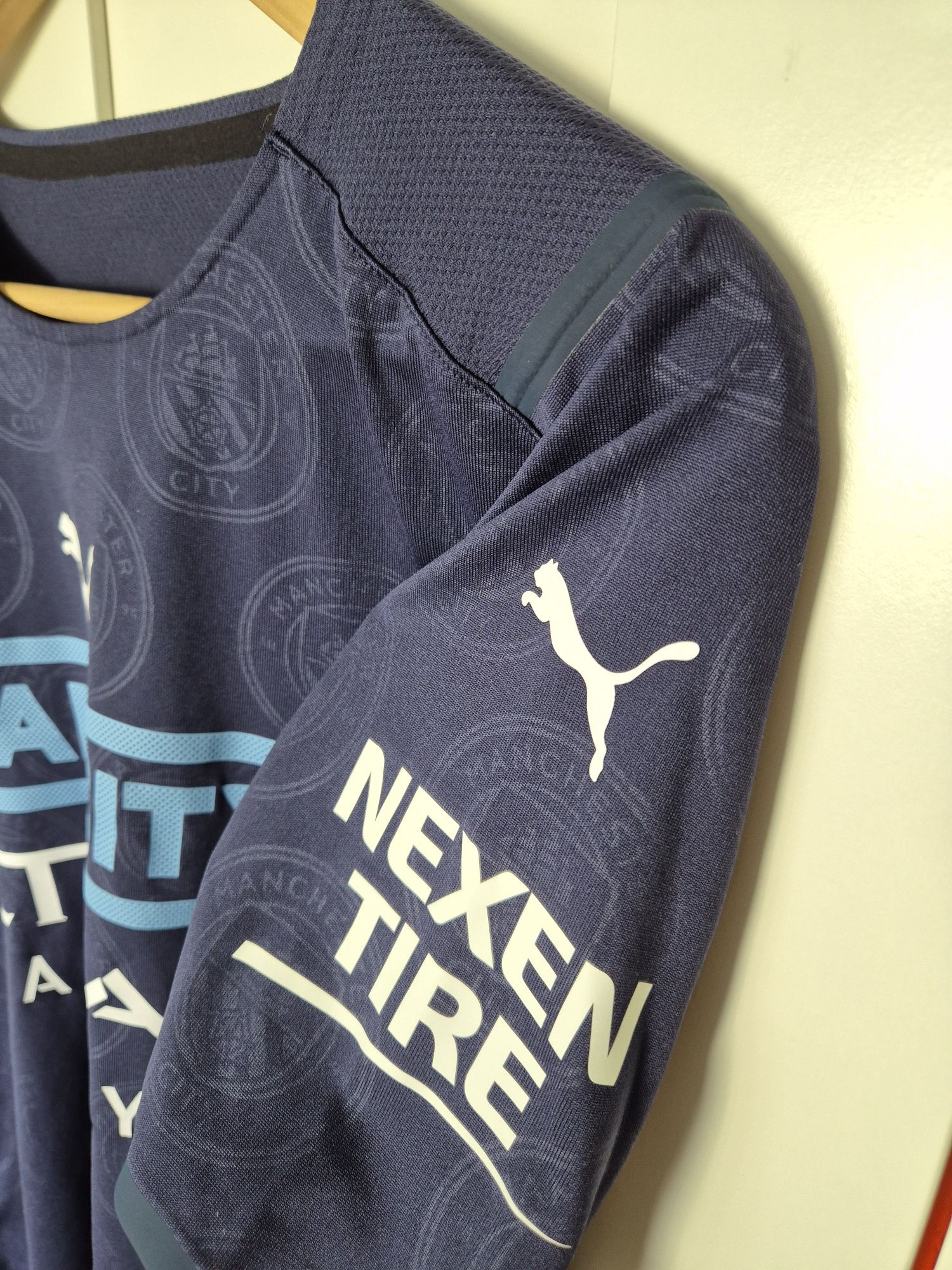 Camisola oficial Manchester City - Terceira 21/22