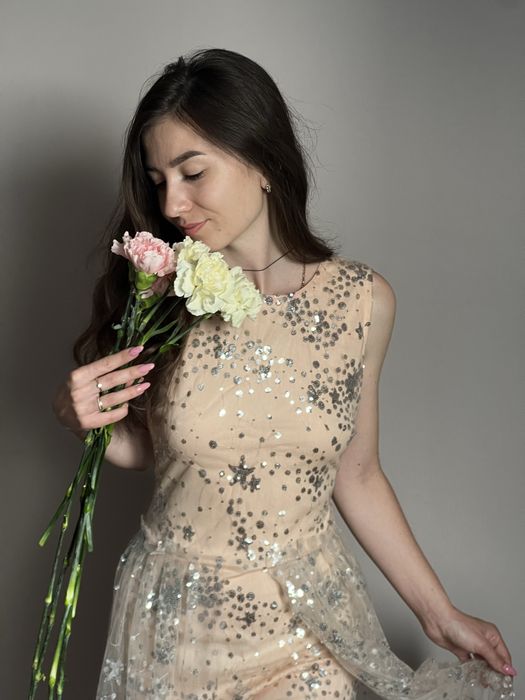 Дуже гарна вечірня сукня s-m