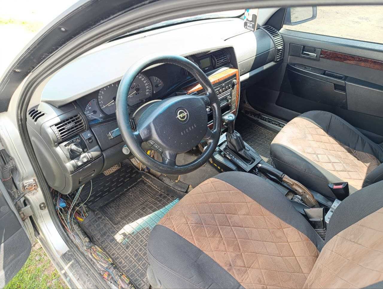Opel omega 3.0  gaz