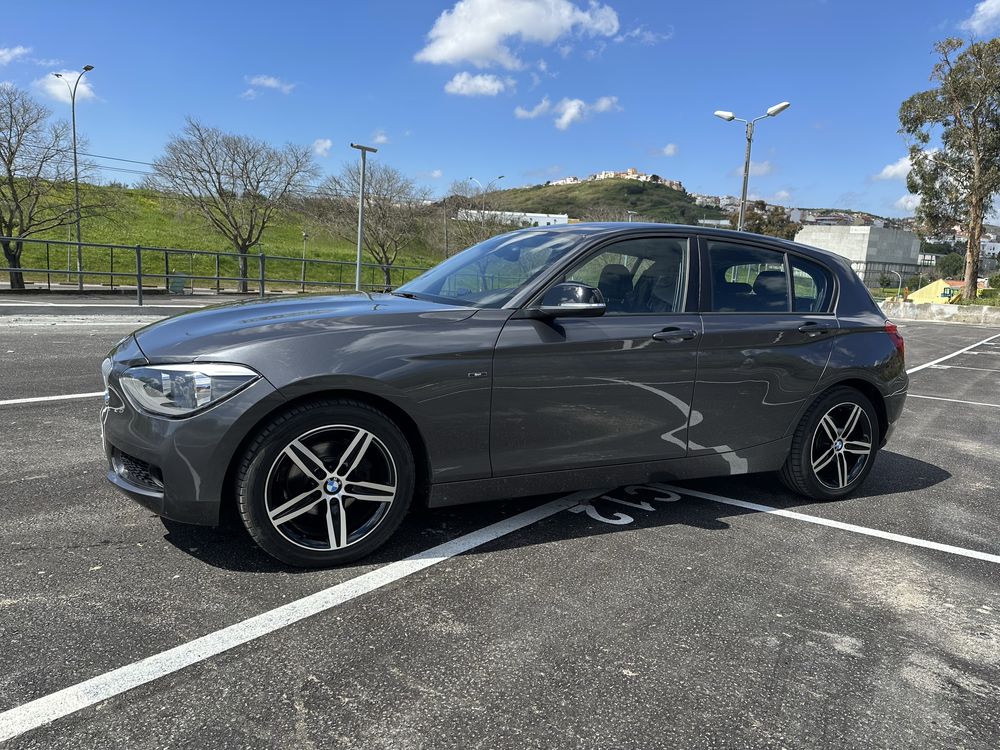 BMW 116D Sportline - Automático