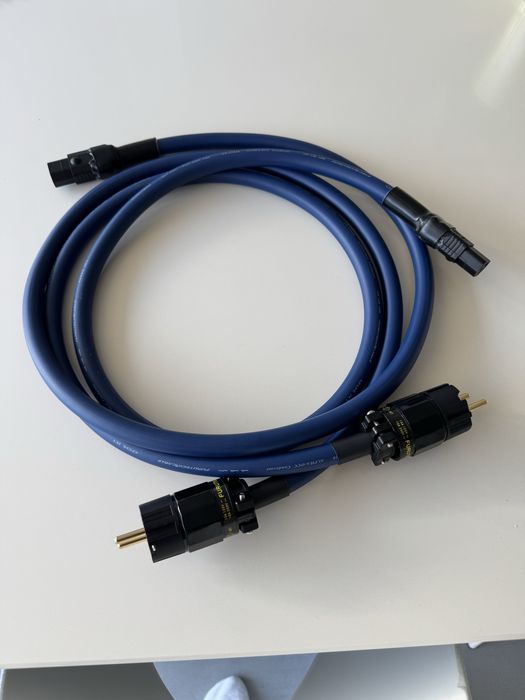 Cabos de corrente Furutech