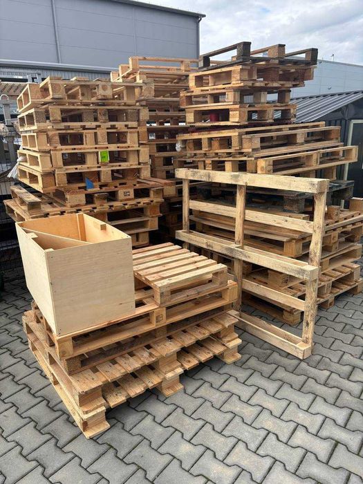 Palety drewniane ( opał ) za darmo