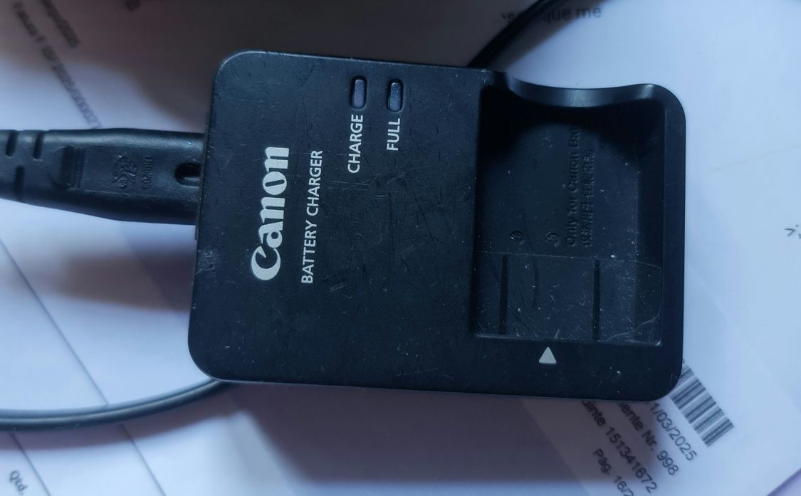 Máquina Fotográfica Canon digital