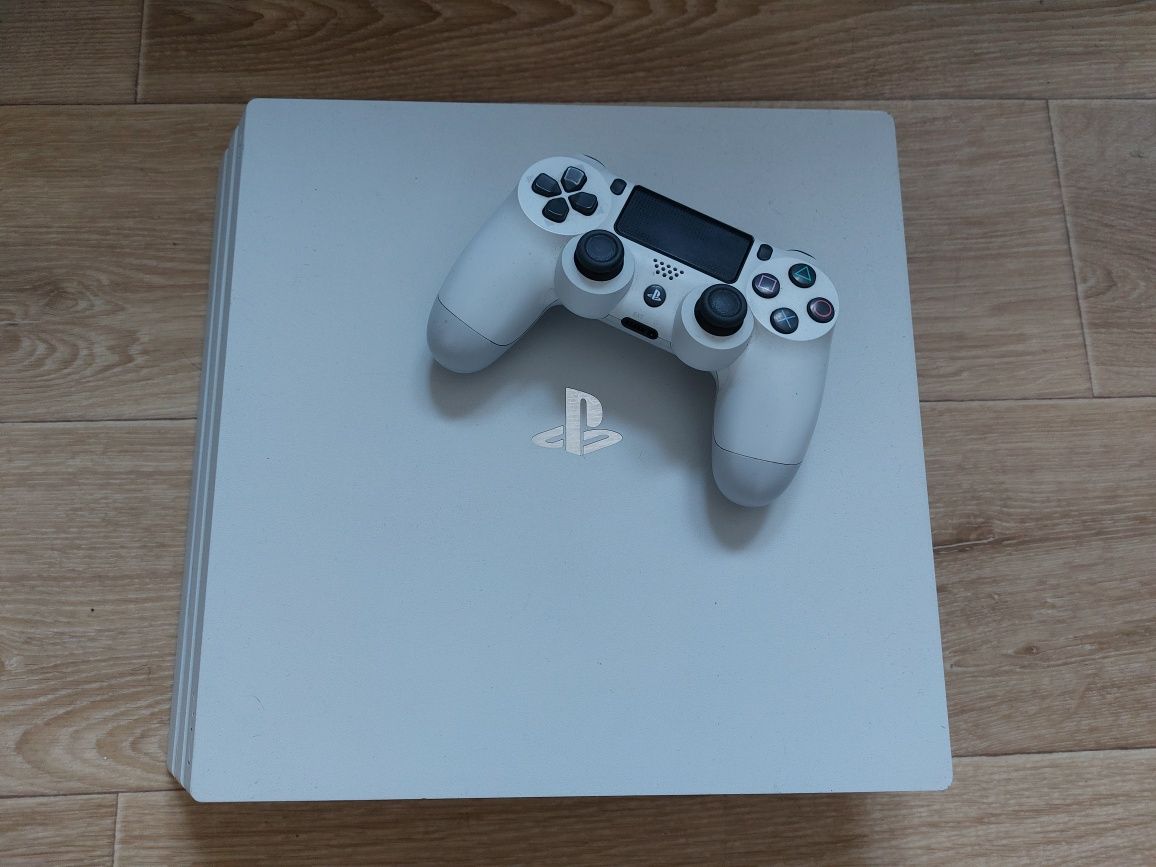 PlayStation 4 Ps4 pro + 21 gier
